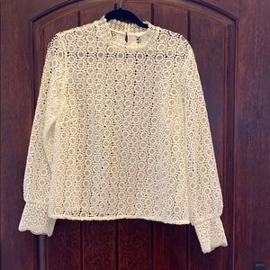 H&M  ream lace top